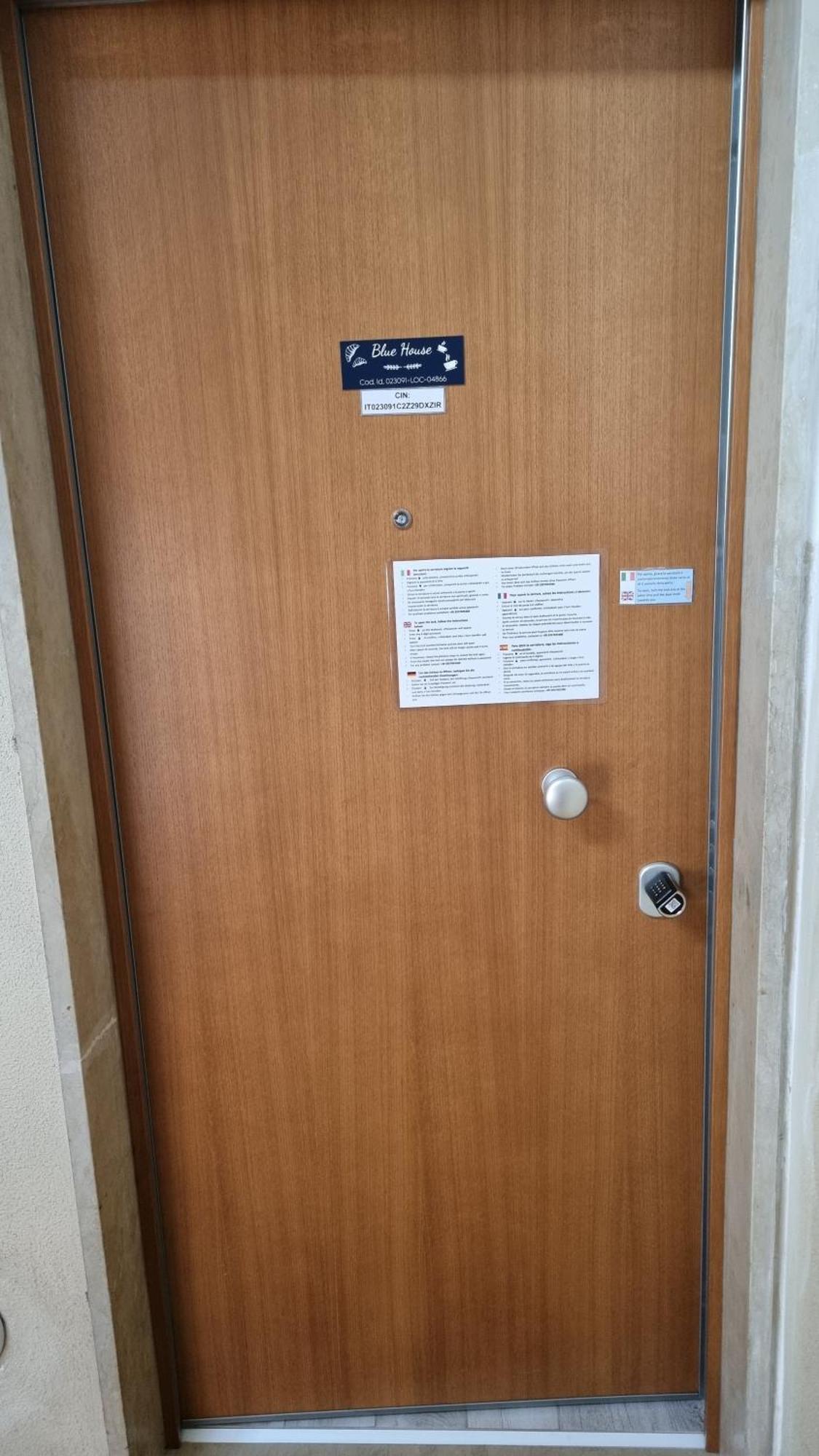 Blue House Apartment - San Massimo فيرونا المظهر الخارجي الصورة